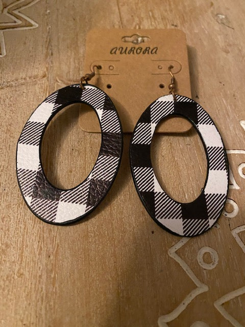 Oval Plaid